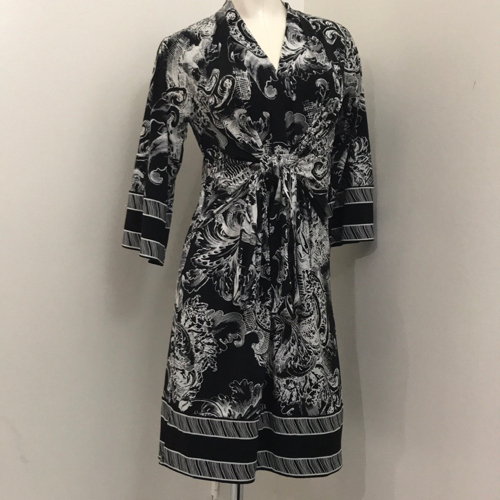 Beautiful BCBG Maxazria Mid-length Dress Small